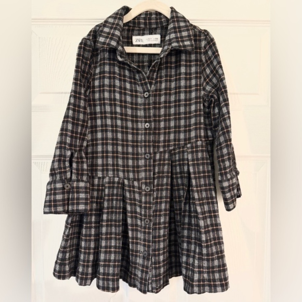 Zara Girls Black and Gray Checkered Shirt Dress
Size 6-7